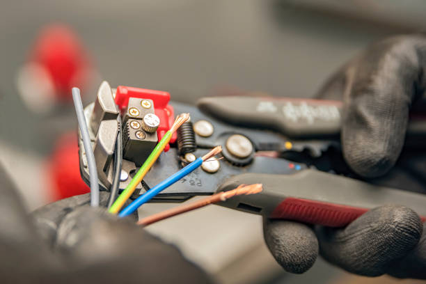 Best Electrical Outlet Repair  in Windermere, FL